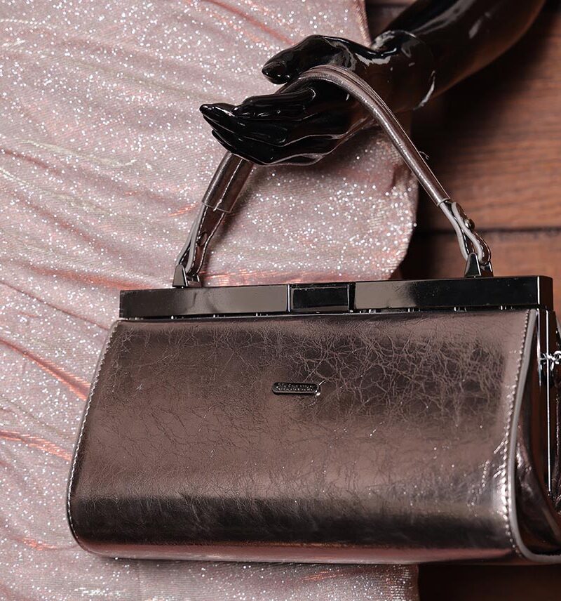 STYLE POINTER Metallic Black Sling Bag – Elegant & Trendy Partywear Purse for Women