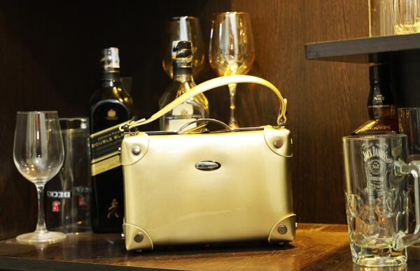 STYLES POINTER Copper Metallic Elegance Crossbody White Bag - Image 3