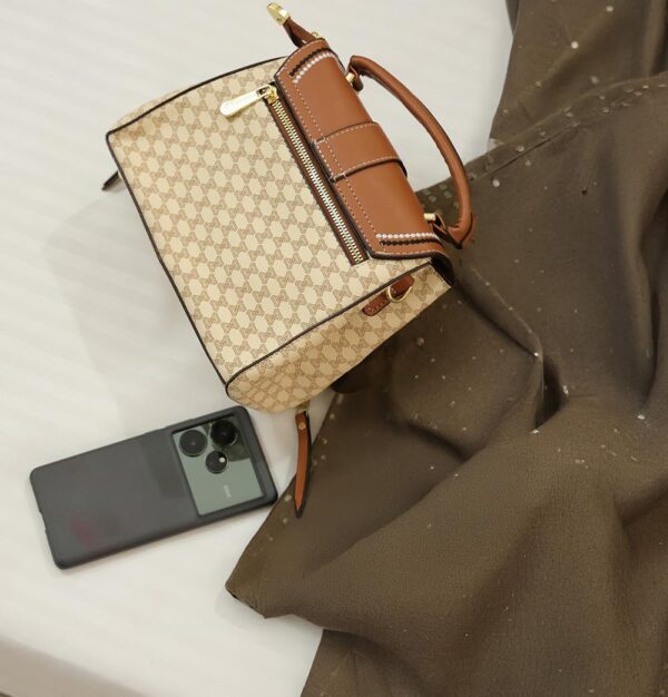 STYLES POINTER Leather Sling Bag – Compact Western Style Crossbody for Women - Image 2